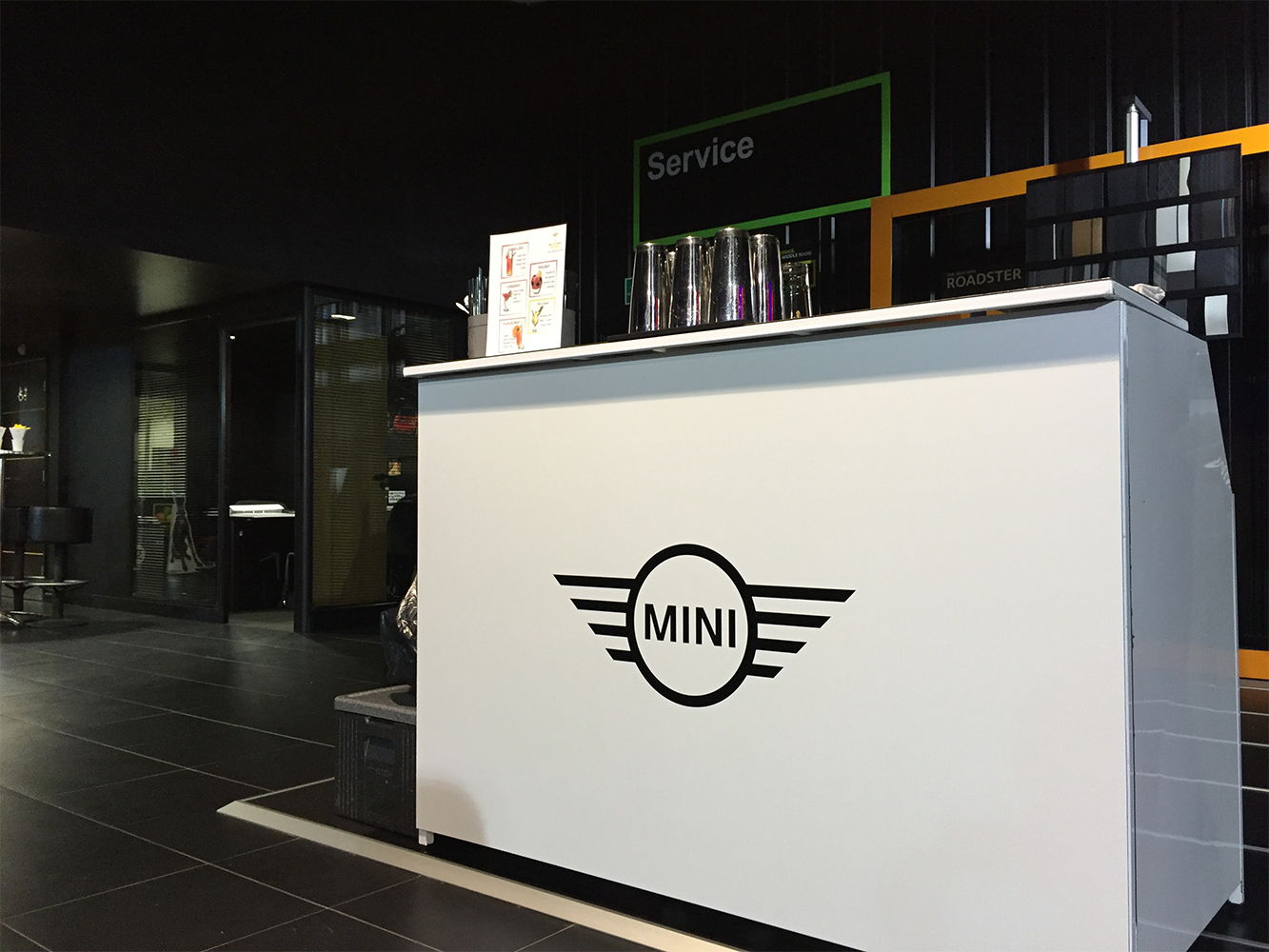 Mobile Bar Hire Mobile Bartender Hire Mobile Cocktail Bar Hire